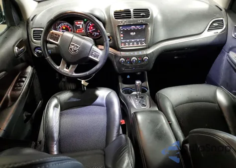 2017 Dodge Journey Crossroad z USA, uszkodzony, nr VIN 3C4PDDGGXHT696099